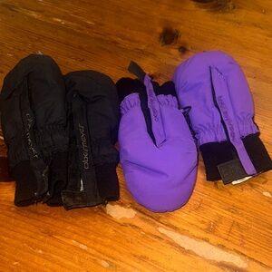 Obermeyer Black and Purple Mittens Thumbs up Mitten